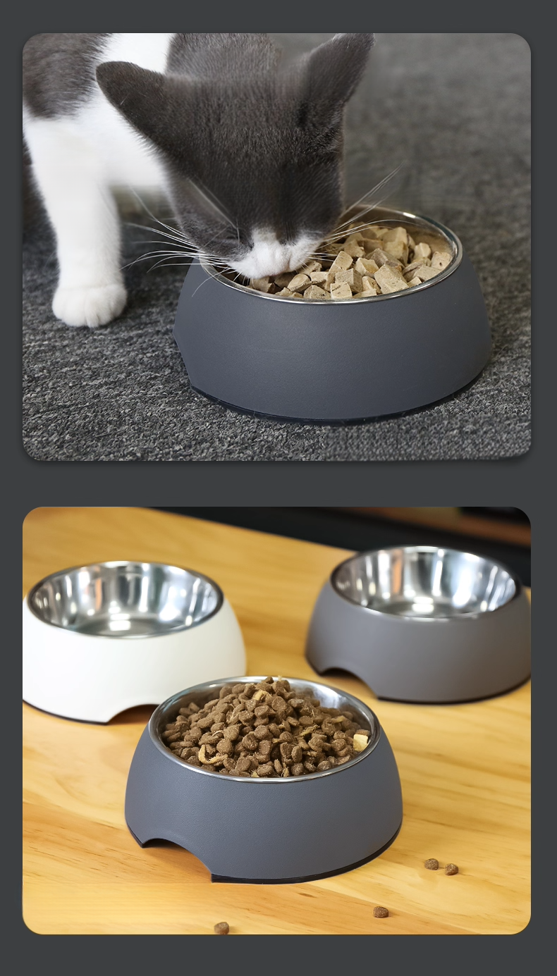 Interactive pet lick mat slow feeder silicone for dogs and cats
Interactive silicone lick mat with wet food paste for dogs
